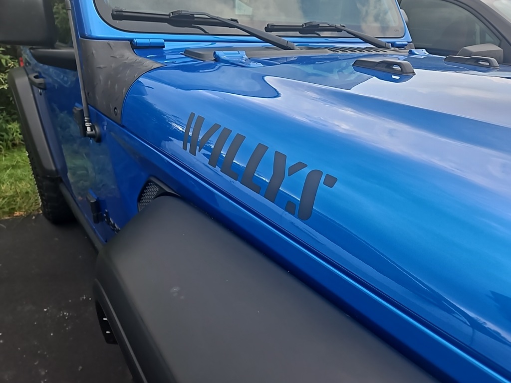 2021 Jeep Wrangler Willys photo 8