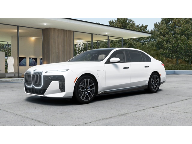 2026 BMW 7 Series 750e's photo
