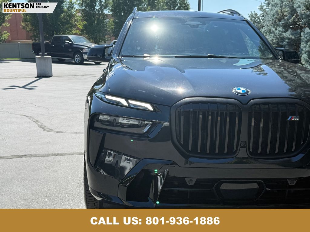 2026 Bmw X7 M60i photo 12