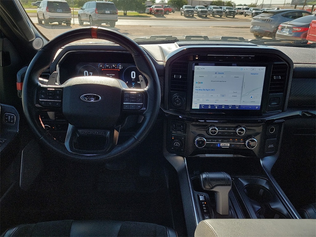 2023 Ford F-150 Raptor photo 17
