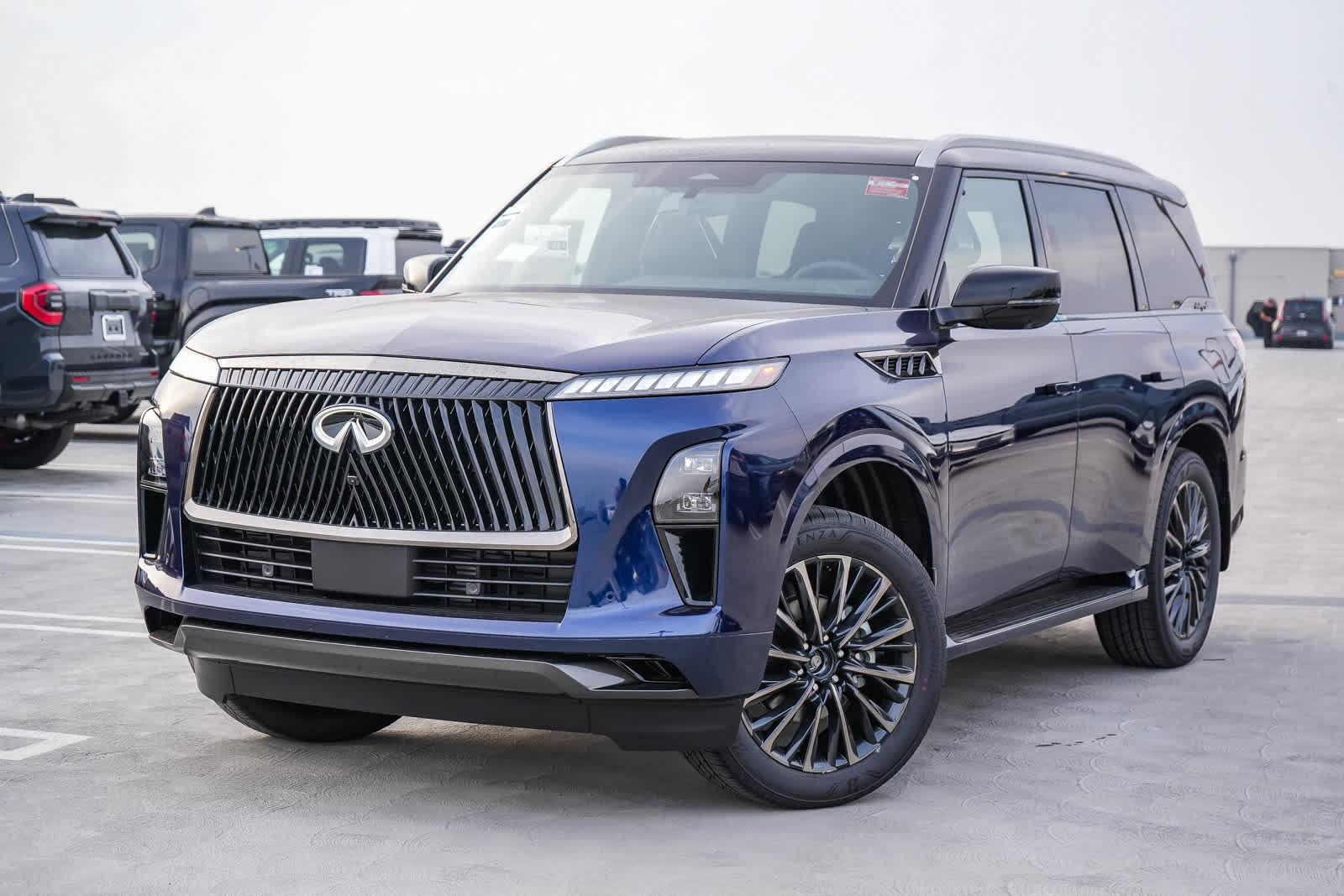 2026 INFINITI QX80 Autograph's photo