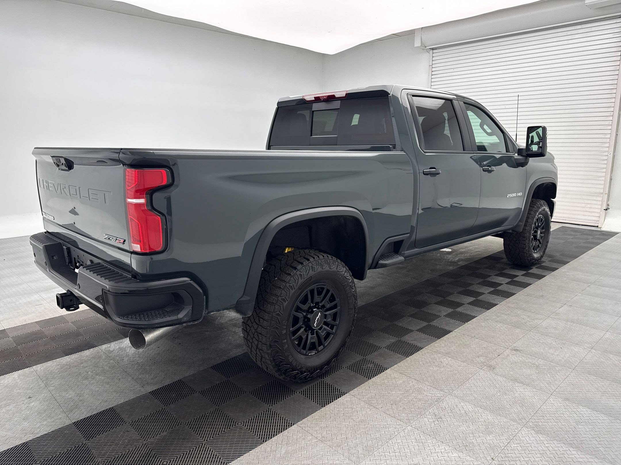 2025 Chevrolet Silverado ZR2 photo 7