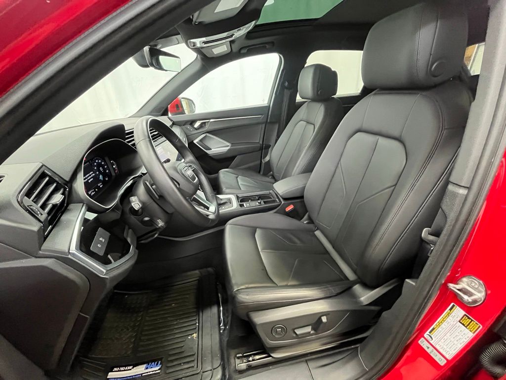2024 Audi Q3 Premium S line photo 10