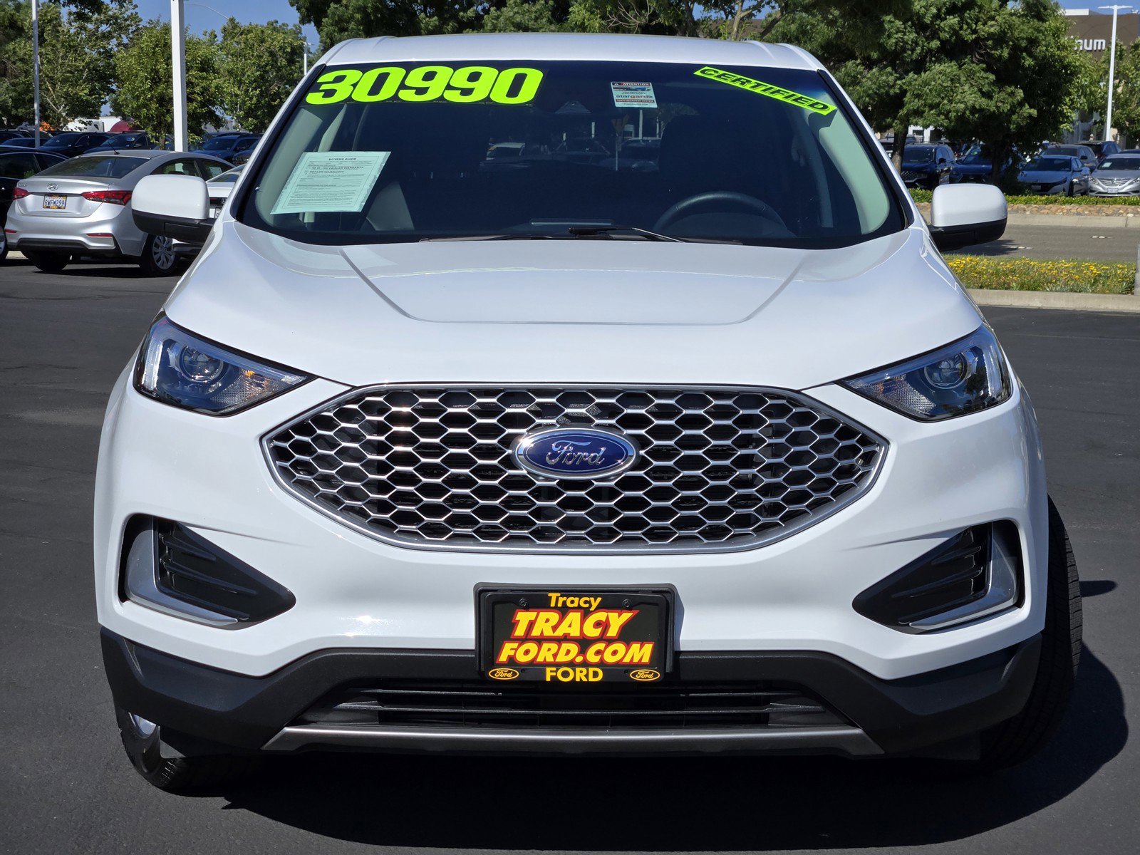 2024 Ford Edge SEL photo 2