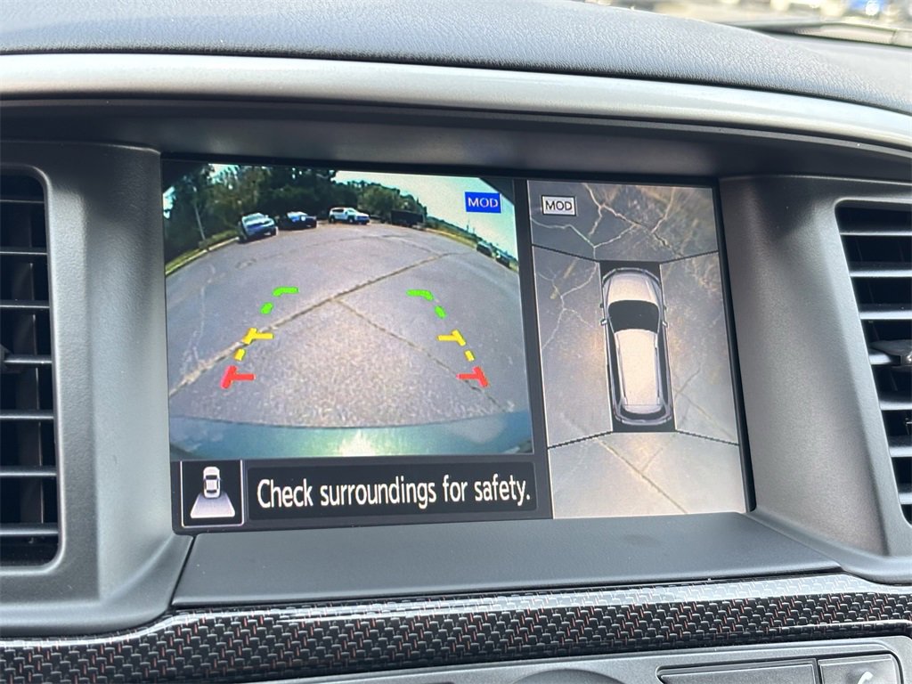 2019 Nissan Pathfinder SL photo 17