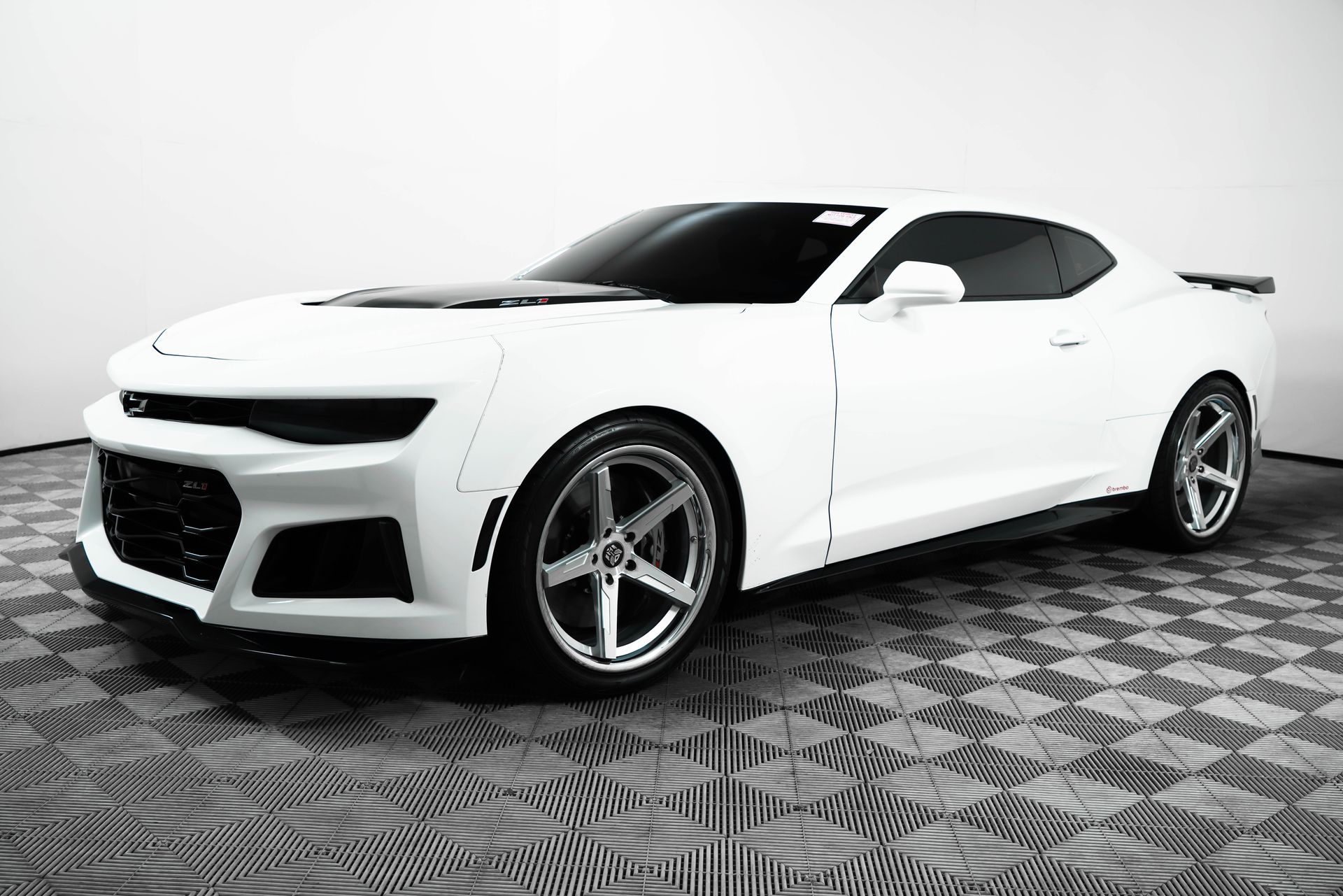 2018 Chevrolet Camaro ZL1 photo 3
