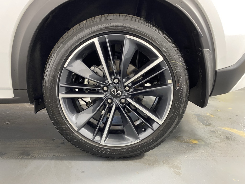 2025 Infiniti QX55 Essential photo 34