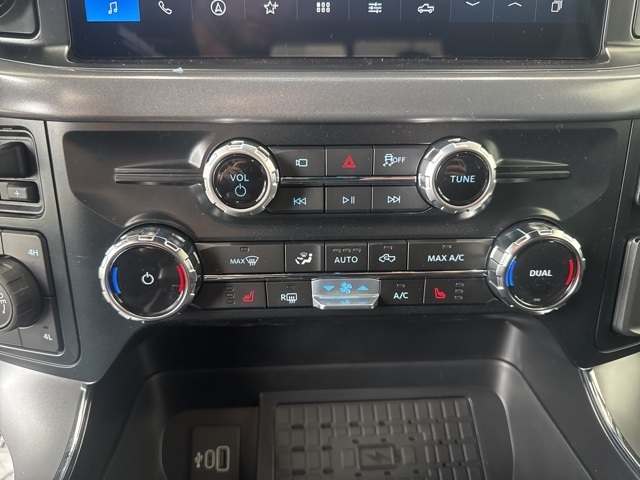 2025 Ford F-150 XLT photo 35