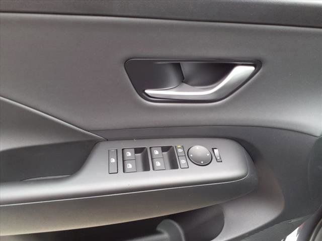 2024 Hyundai Kona Limited photo 11