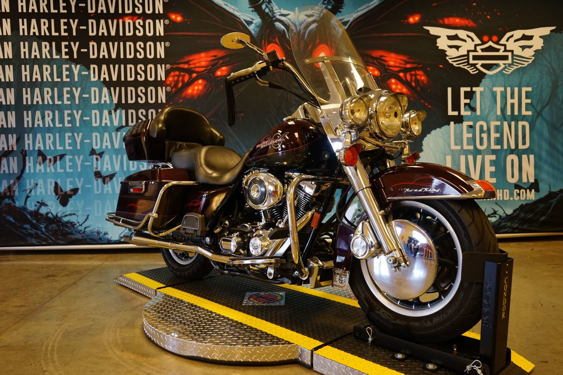USA製ハーレー Harley-Davidson vintage HATecru 2010 Harley-Davidson® FLSTC - Heritage Softail® Classic
