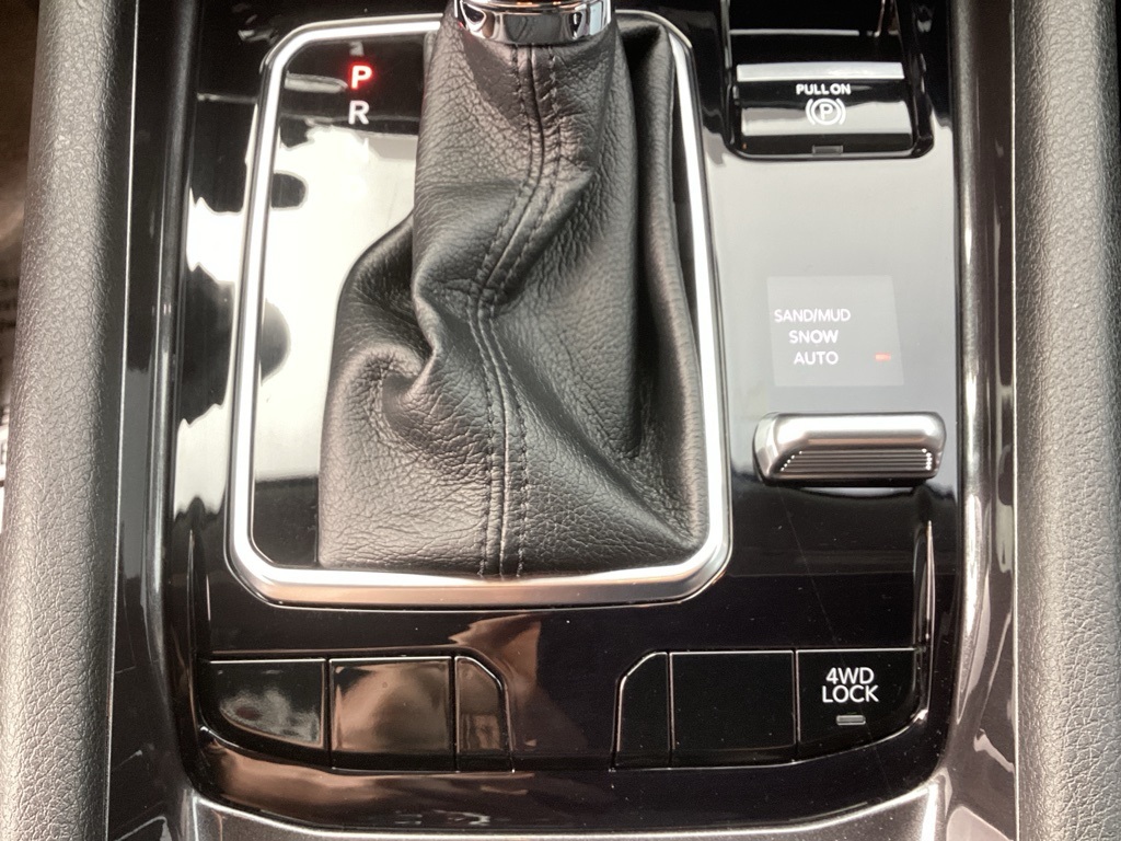 2022 Jeep Compass Latitude Lux photo 15