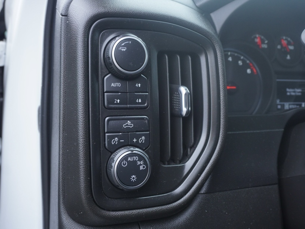 2021 Chevrolet Silverado 1500 Custom Trail Boss photo 11