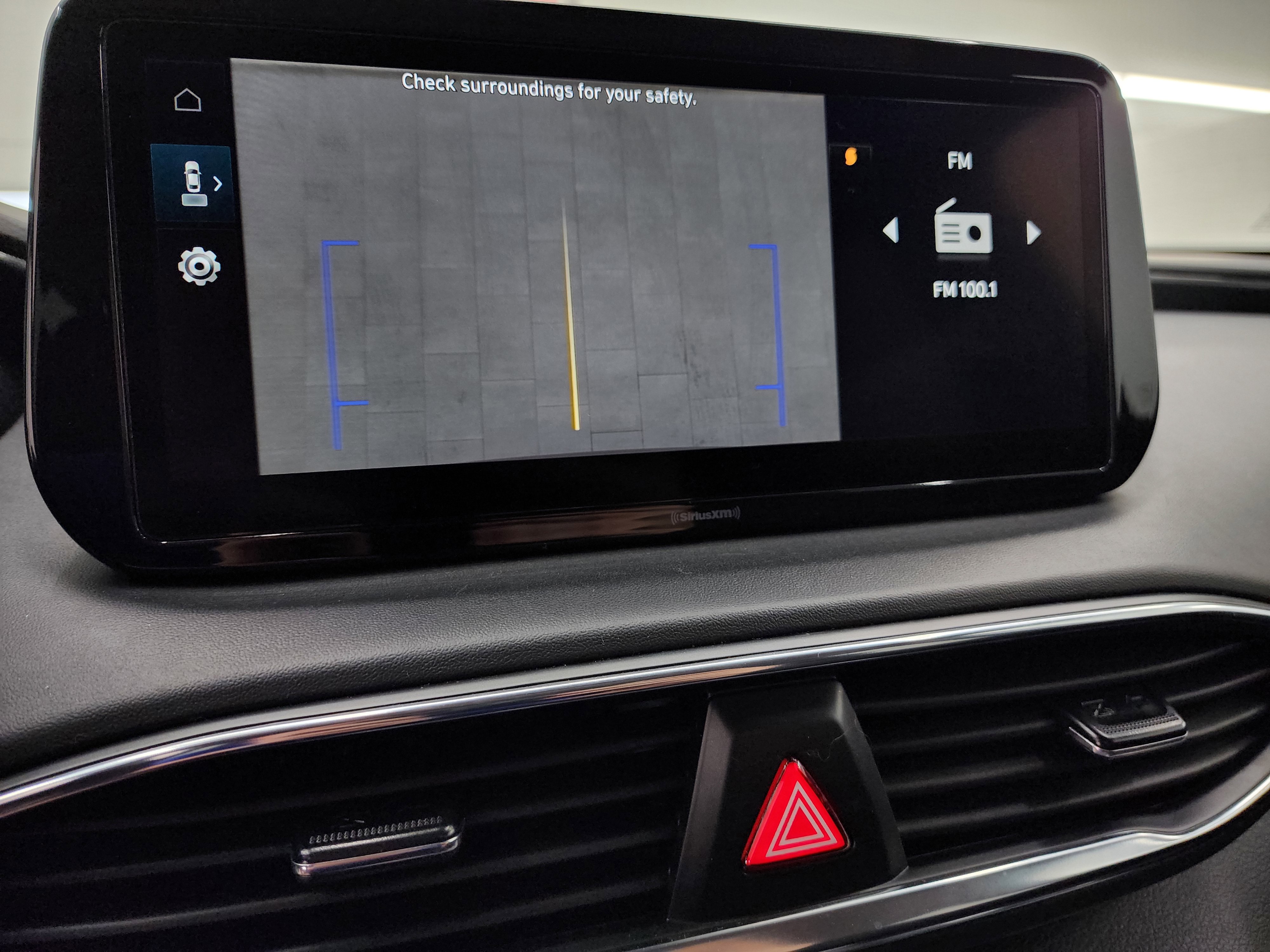 2023 Hyundai Santa Fe SEL photo 2