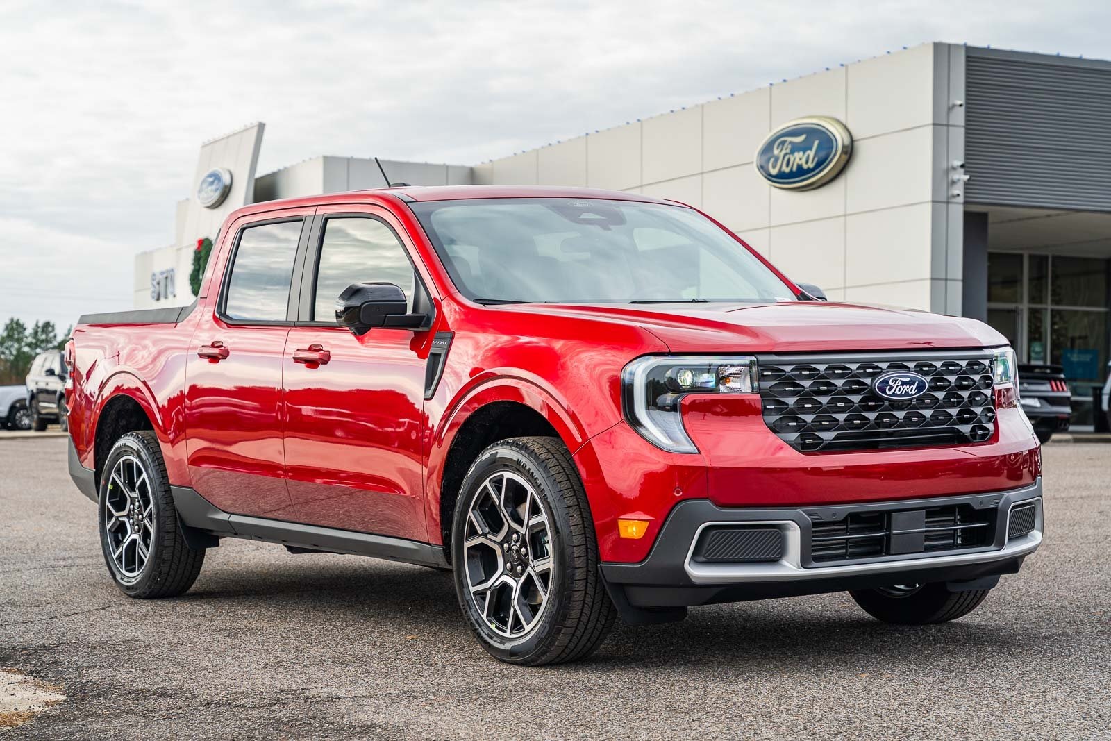 2026 Ford Maverick Lariat's photo