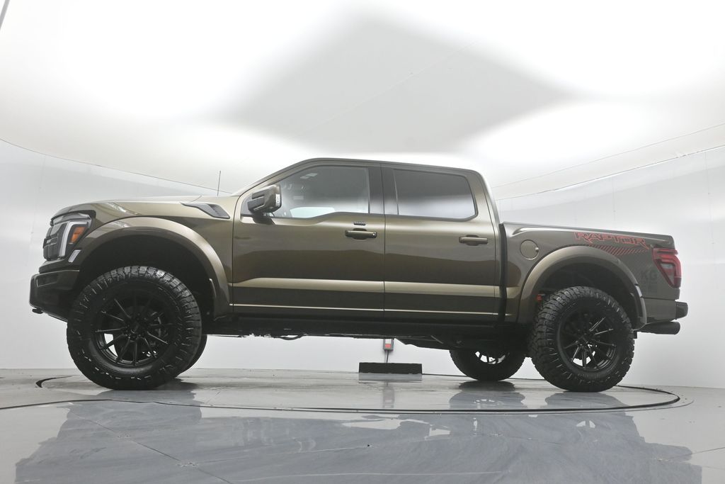 2025 Ford F-150 Raptor photo 48