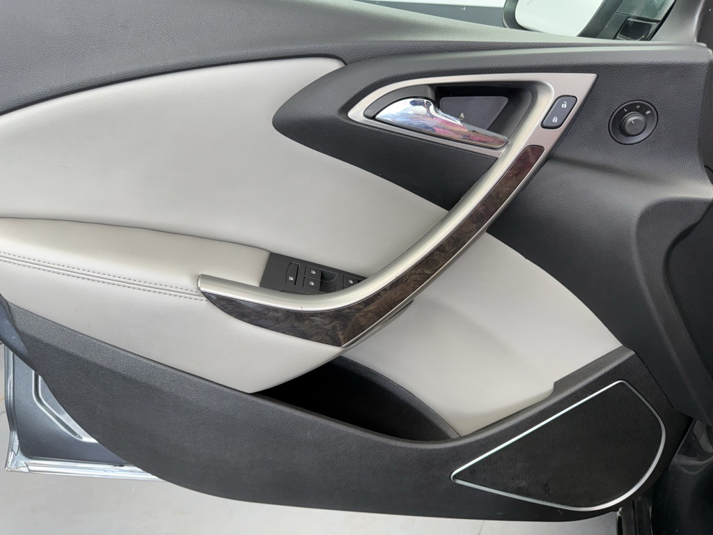 2016 Buick Verano Sport Touring photo 21