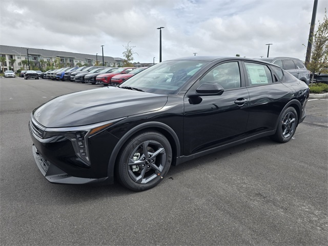 2025 Kia K4 LXS photo 2