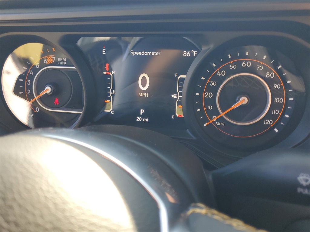 2024 Jeep Wrangler Sahara photo 18