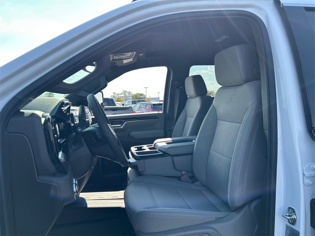 2026 Gmc Sierra HD SLE photo 15