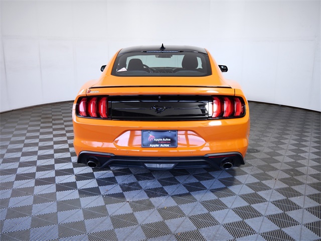 2021 Ford Mustang EcoBoost photo 7