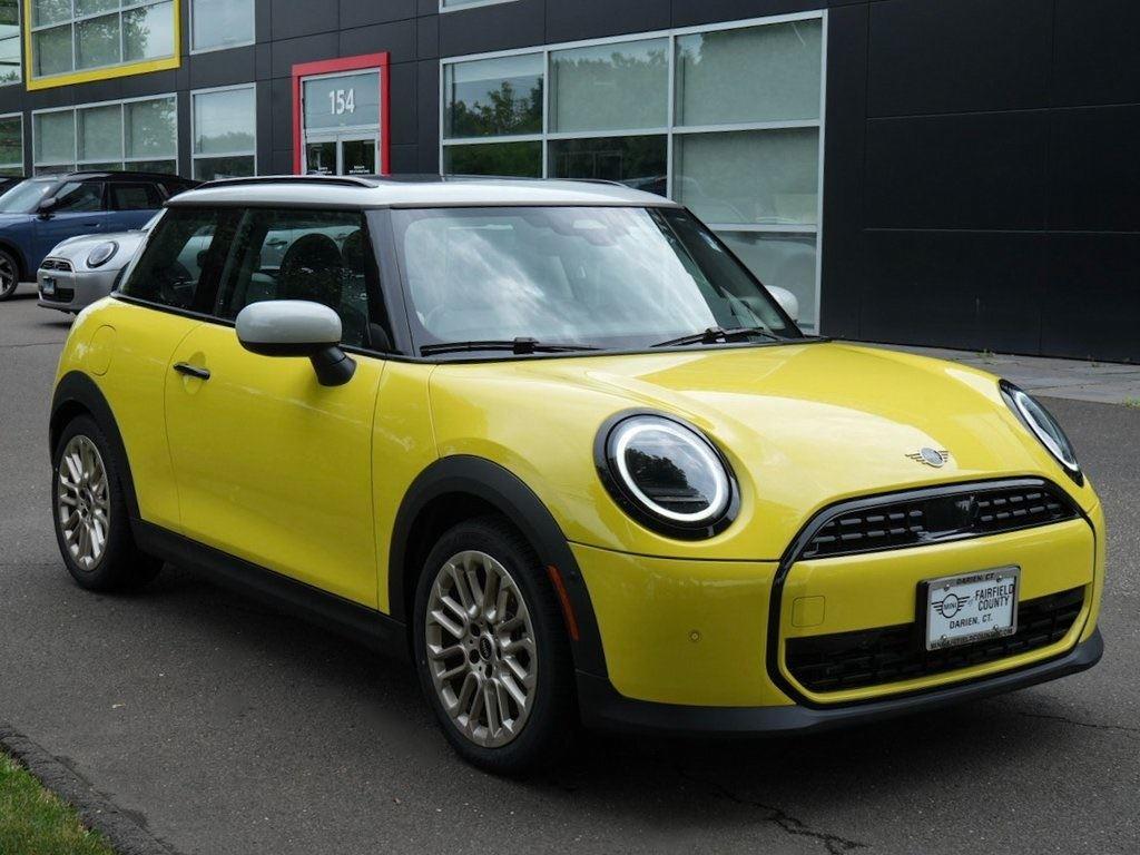 2025 Mini Cooper 2 Door Hardtop Signature photo 14