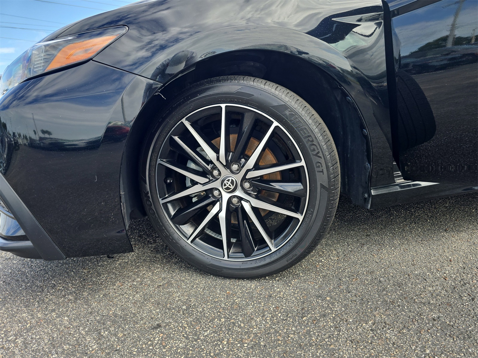 2023 Toyota Camry SE photo 25