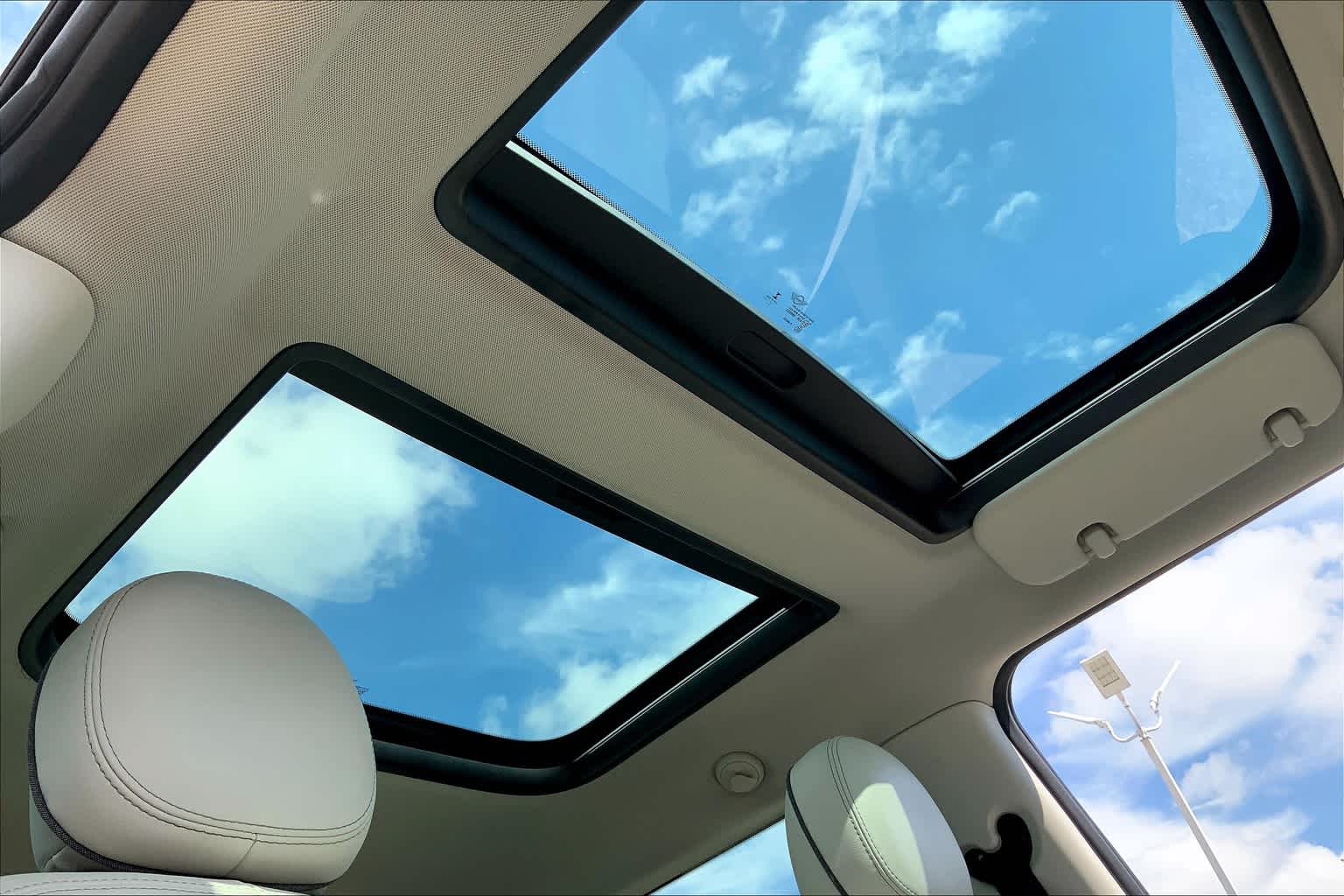 2018 Mini Cooper 2 Door Hardtop photo 7