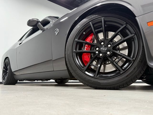 2023 Dodge Challenger SRT8 Hellcat photo 2