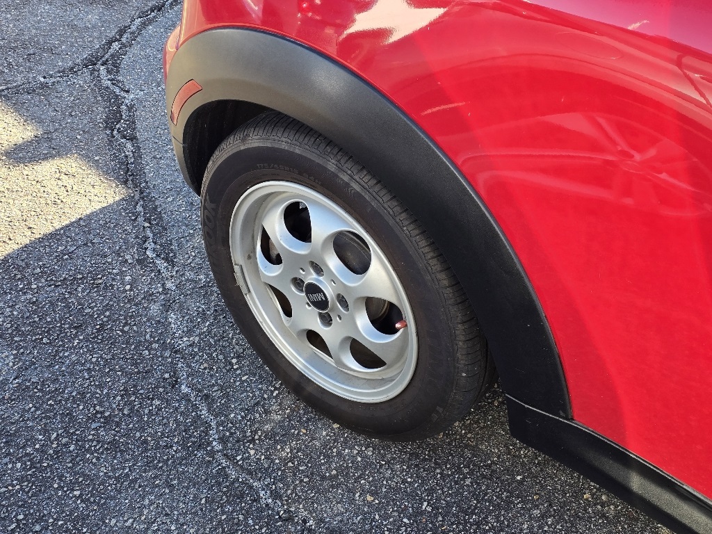 2013 Mini Cooper Hardtop Base photo 6