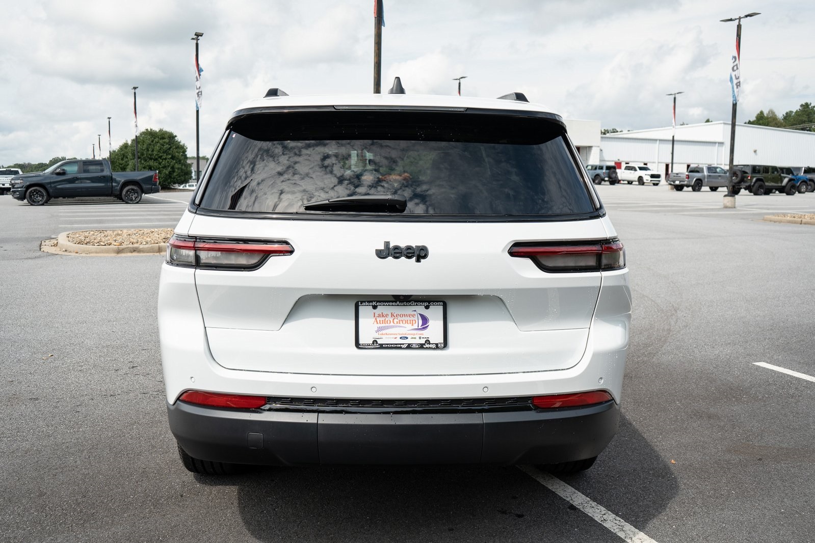 2025 Jeep Grand Cherokee Altitude X photo 4