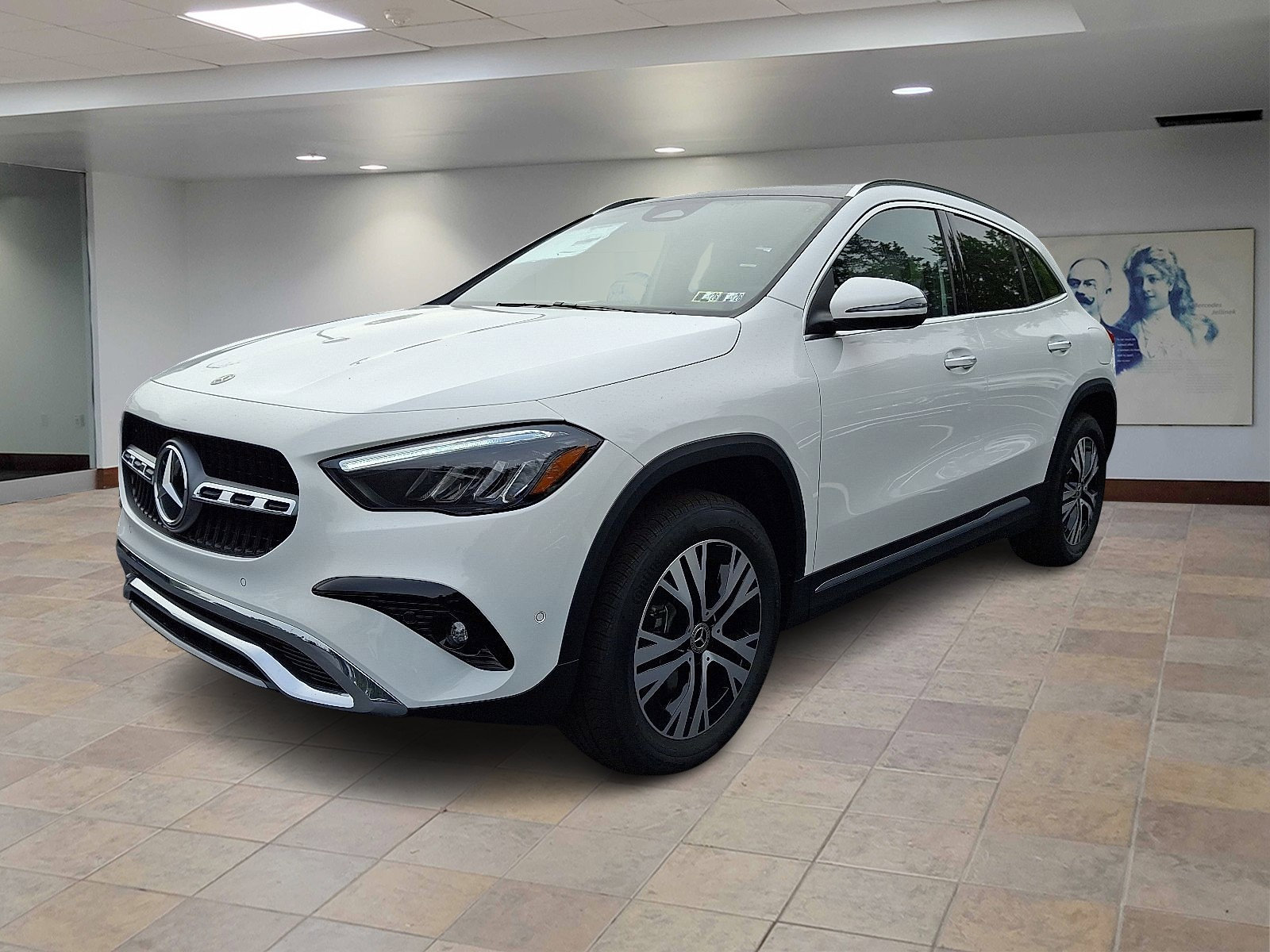 2026 Mercedes Benz GLA 250 4MATIC photo 3