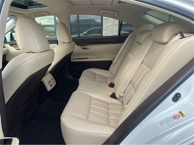 2017 Lexus ES 350 Luxury photo 36