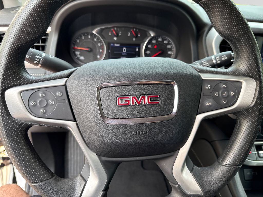 2023 Gmc Acadia SLE photo 23