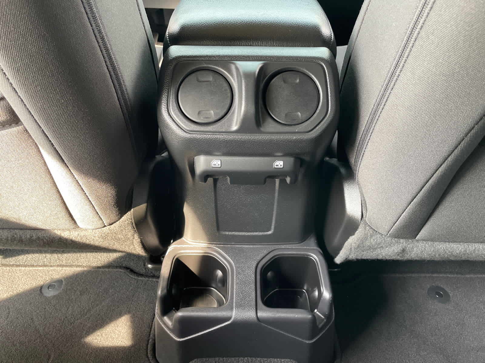 2022 Jeep Wrangler Unlimited Sport Altitude photo 13