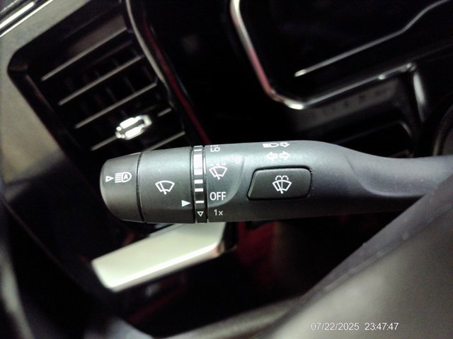2024 Chevrolet Silverado 1500 LT photo 30