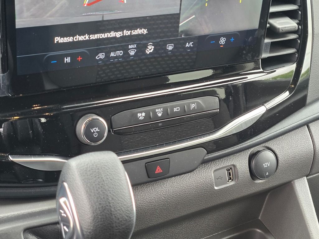 2025 Ford Transit Passenger XLT photo 15
