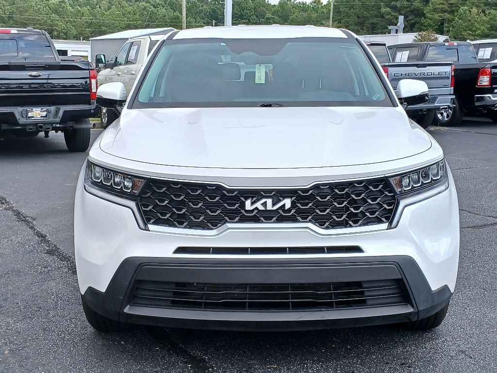 2023 Kia Sorento LX photo 7