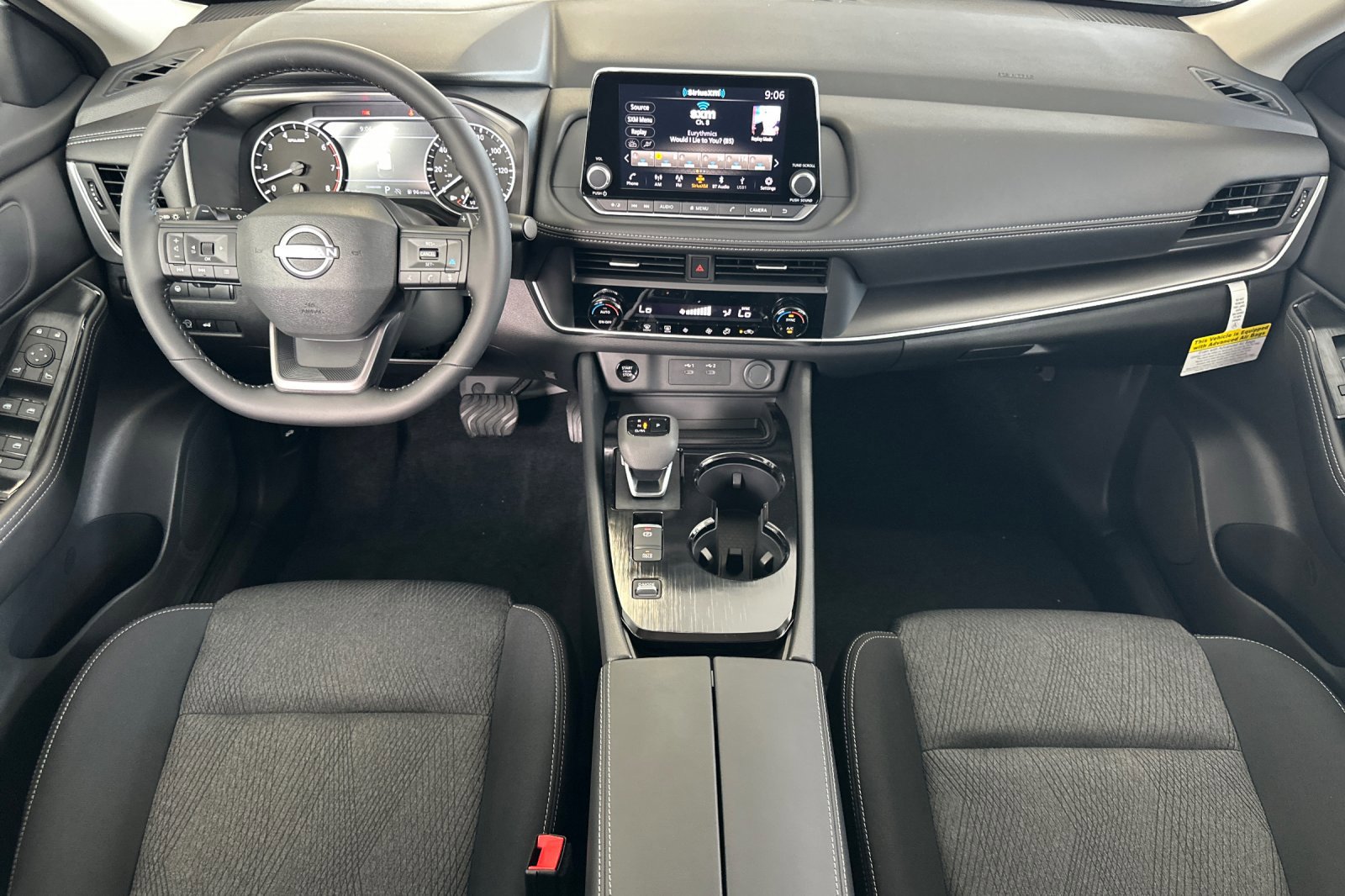 2026 Nissan Rogue SV photo 12