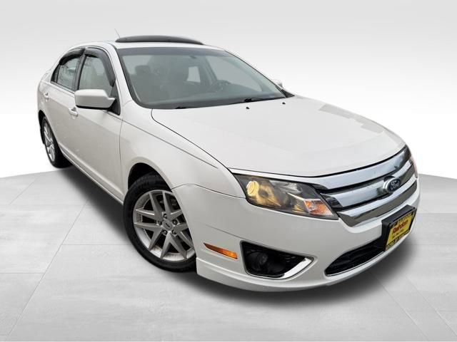 2010 Ford Fusion SEL's photo