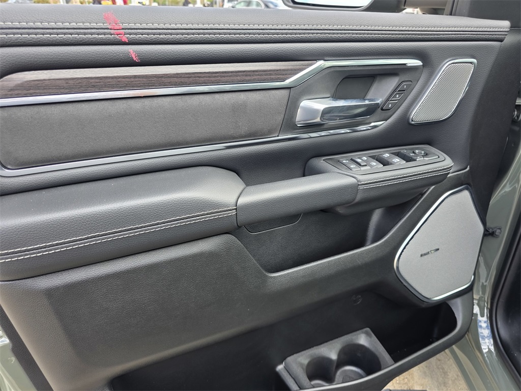 2026 Ram 1500 Laramie photo 7