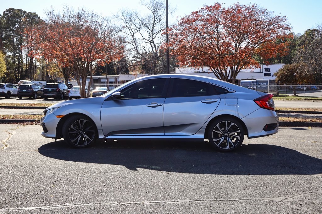 2019 Honda Civic Sport photo 3