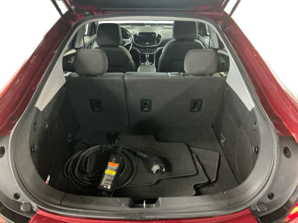 2018 Chevrolet Volt LT photo 19