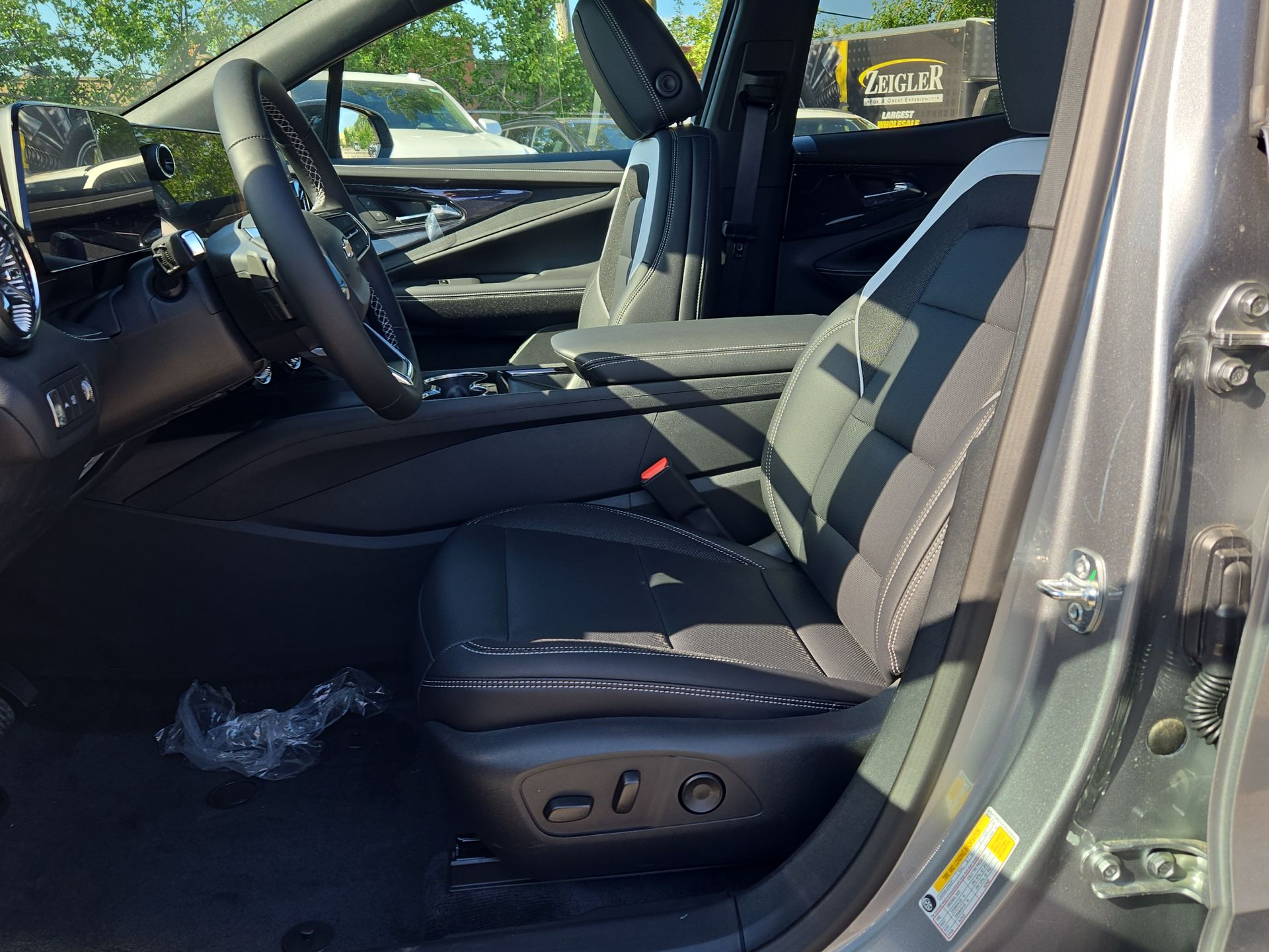 2025 Chevrolet Blazer EV photo 24