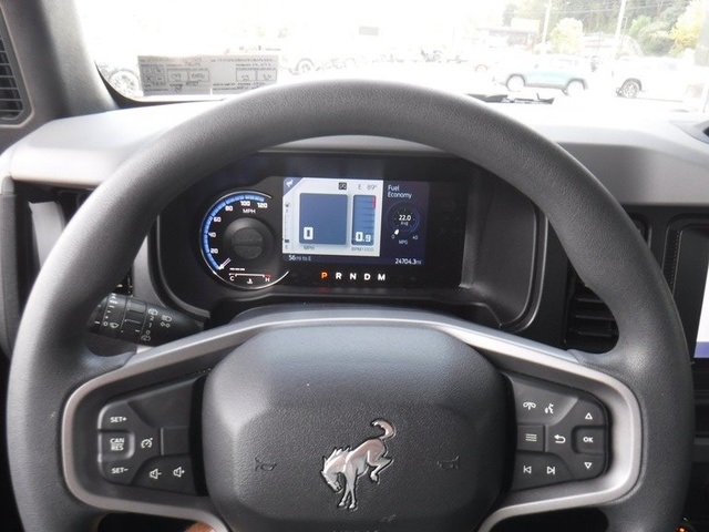 2023 Ford Bronco Base photo 30
