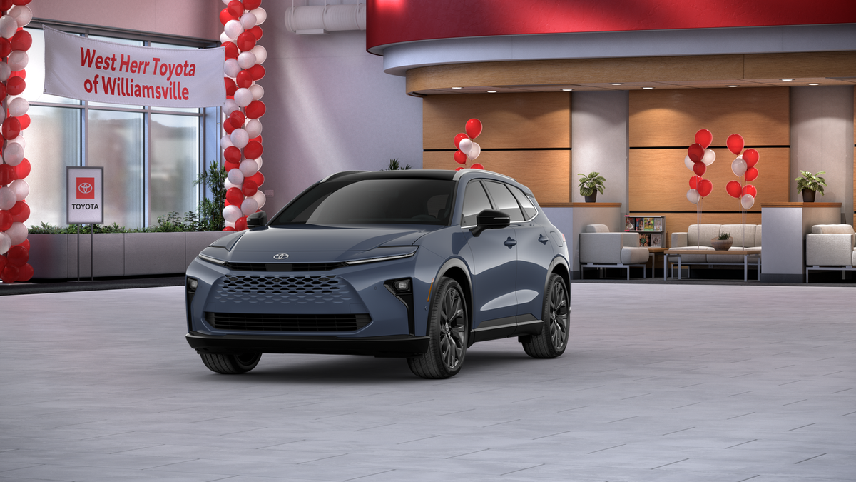 2025 Toyota Crown Signia Limited's photo