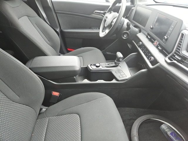 2023 Kia Sportage LX photo 4
