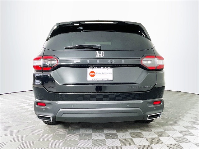 2025 Honda Pilot Black Edition photo 4