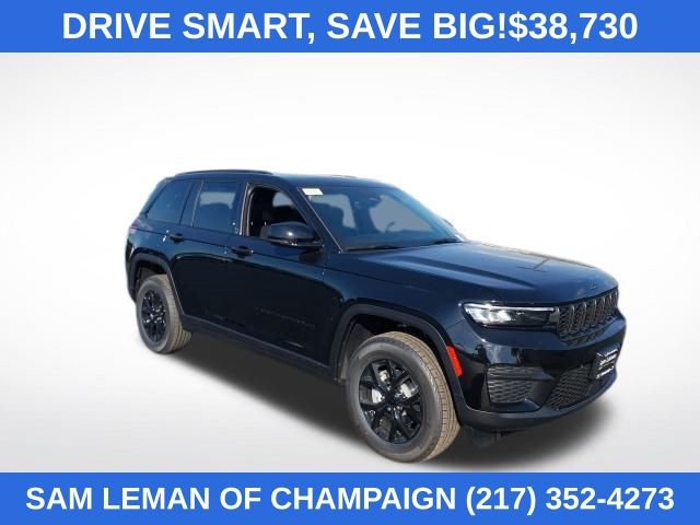 2025 Jeep Grand Cherokee Altitude's photo