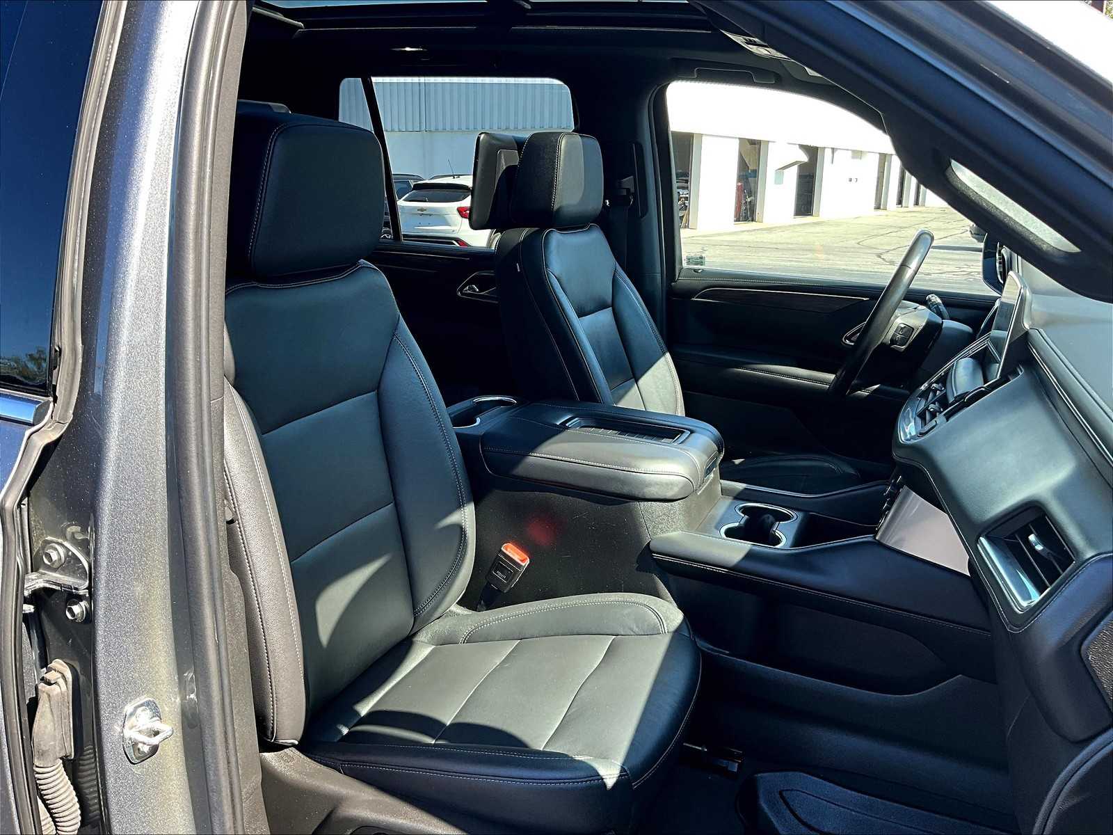 2021 Chevrolet Tahoe LT photo 11