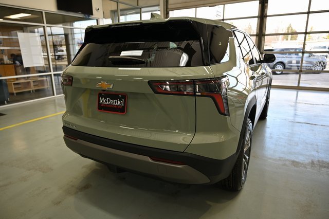 2026 Chevrolet Equinox photo 4